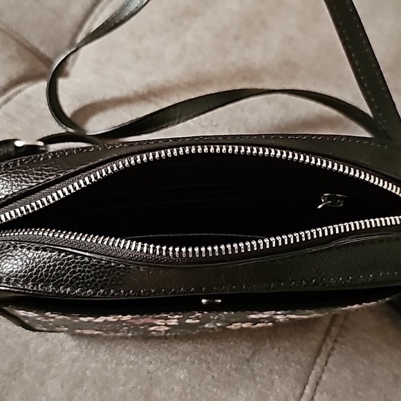 KARL LAGERFELD Black/Floral Crossbody Purse - Picture 3 of 4